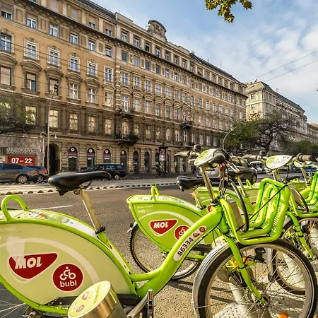 아파트 Hello Downtown - Movie 부다페스트