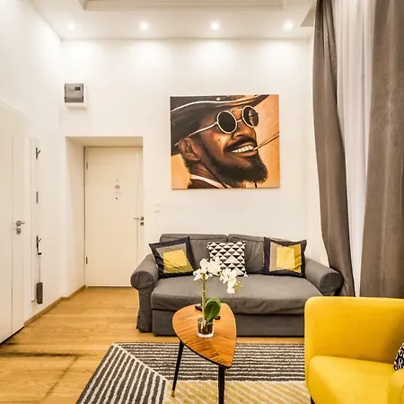 Hello Downtown - Movie * 부다페스트