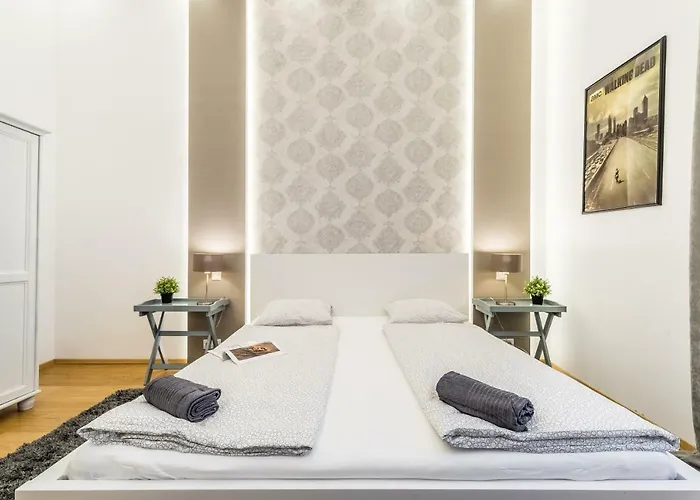 Hello Downtown - Movie *