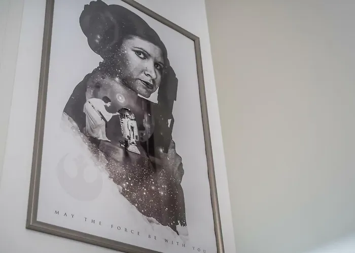 Hello Downtown - Movie * Будапешт