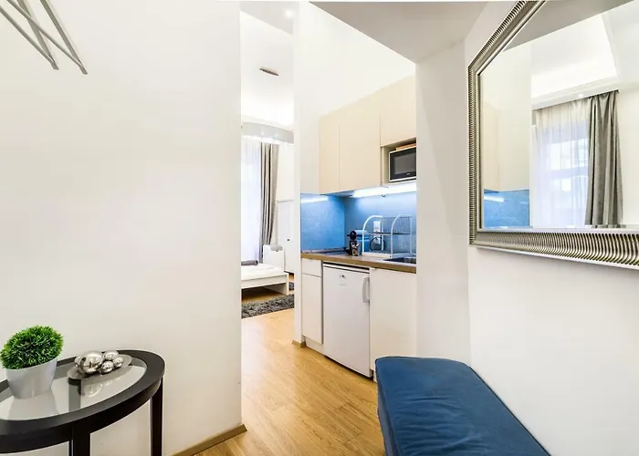 Hello Downtown - Movie * Будапешт