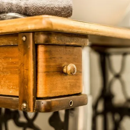 Hello Downtown - Movie Будапешт