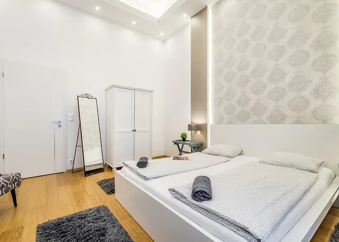 Hello Downtown - Movie Appartement Boedapest