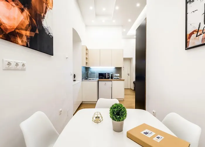 Hello Downtown - Movie Appartement Boedapest